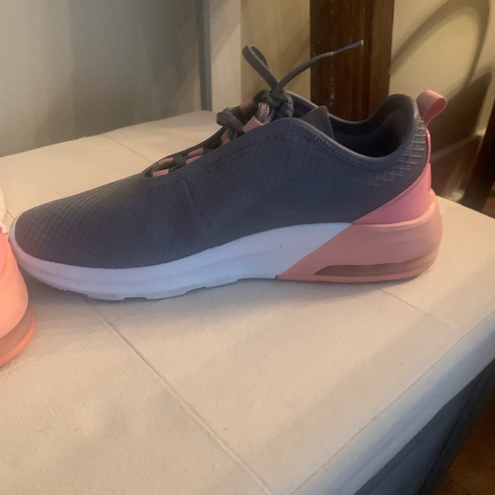 Nike air with gold logo. Pink and gray